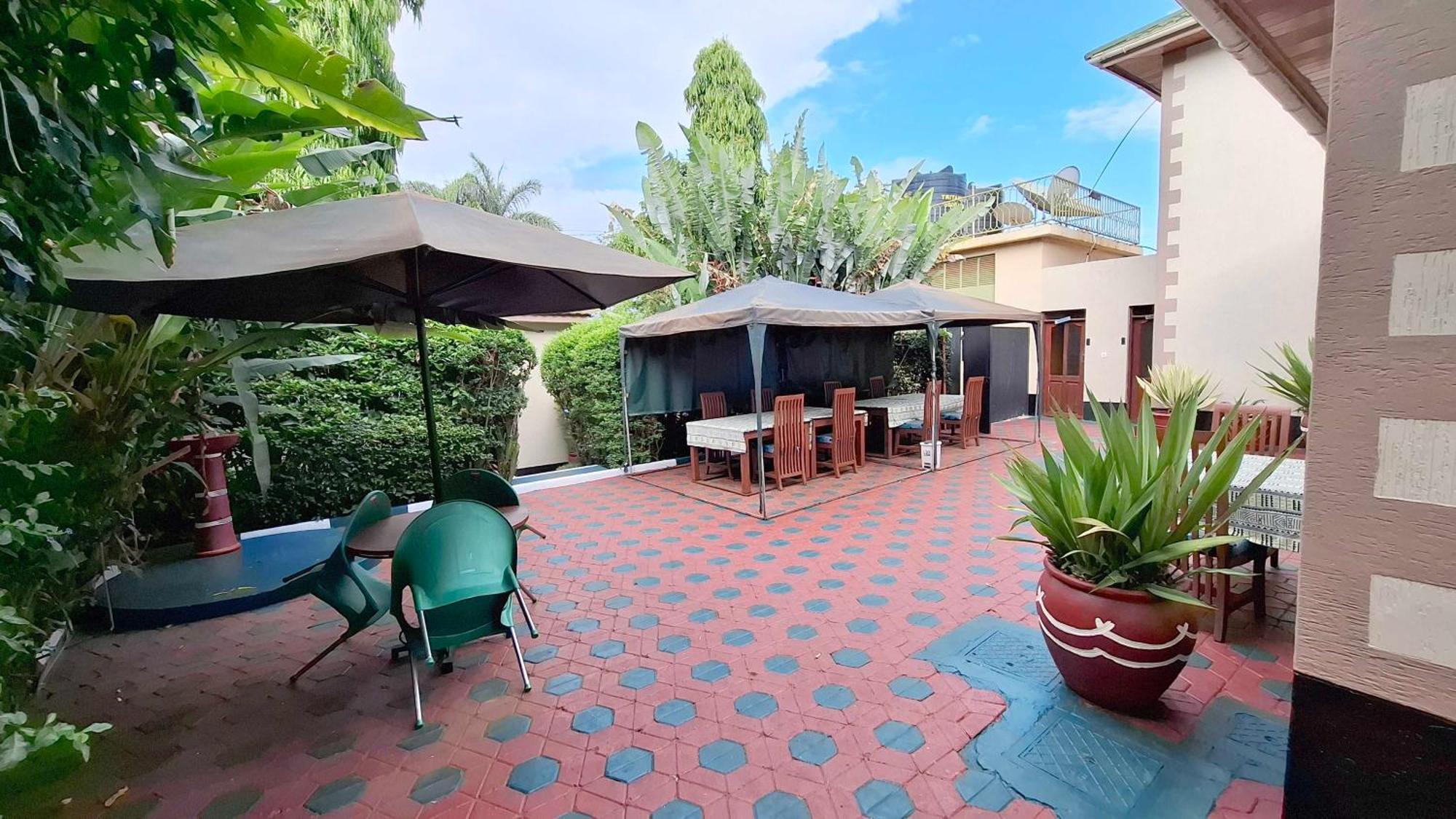 Korona House Hotel Αρούσα Εξωτερικό φωτογραφία